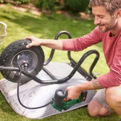 New Akkupumppu Bosch UniversalPump Solo 18V ilman akkua Muut Työkalut
