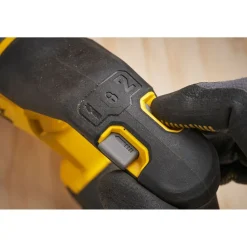 Akkupuukkosaha Fatmax V20 SFMCS311M1T-QW 18V 4,0 Ah akulla*Stanley Hot