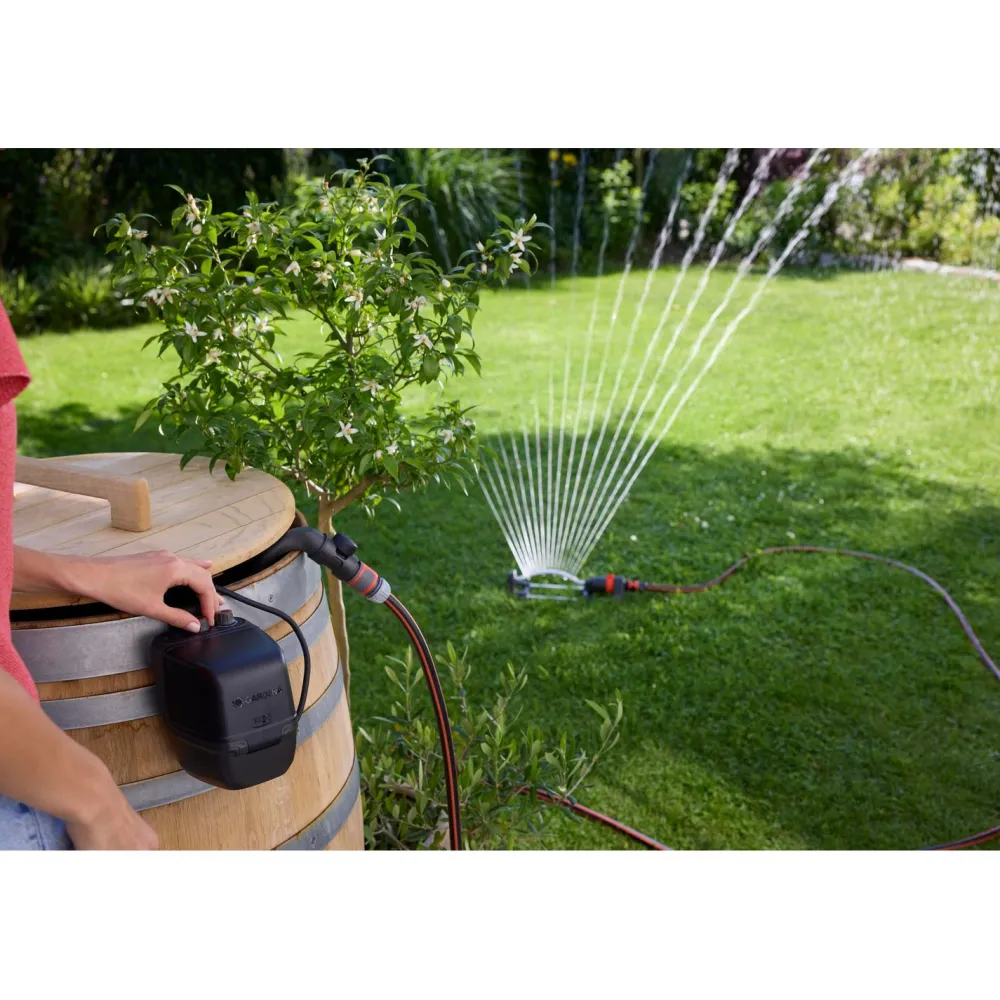 Akkusadevesipainepumppu 2600 Comfort 18V P4A akulla*Gardena New
