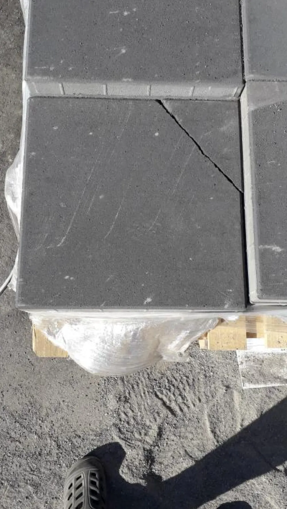 Betonilaatta 498x498x50 mm sileä musta*Rudus New