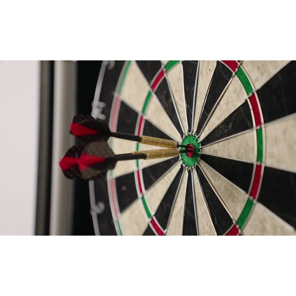 Darts-setti , taulu, kaappi ja tikat, musta*Longfield Clearance