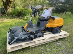 Discount Etuleikkuri Park 300 LC Combi 85 M Q -leikkuulaitteella Päältäajettavat Ruohonleikkurit