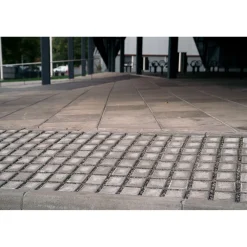 Hulevesikivi Grass 115x115x80mm harmaa*Betonilaatta New