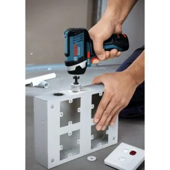 Clearance Iskuruuvinväännin Bosch Professional GDR 12V-105 Solo 12V ilman akkua Ruuvinvääntimet
