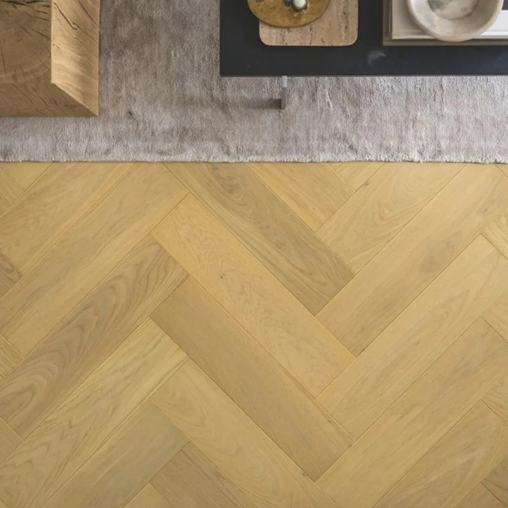Hot Kalanruotoparketti Saltholm Natural Herringbone Oak, ekstramattalakattu Parketit