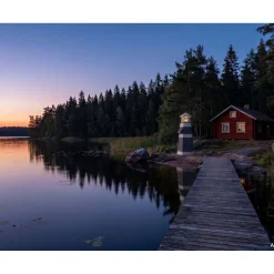 Koristemajakka , valaisimella ja aurinkopaneelilla, 60x52x129cm, puuvalmis*Miljöökoriste New