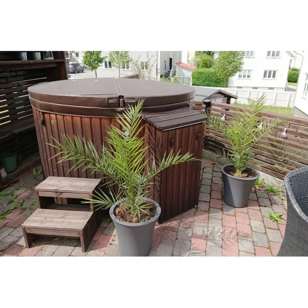 Kylpytynnyri kaasukamiinalla City-Palju Arctic 4-6 hlöä 1200l brown/graphite black*SpaDealers