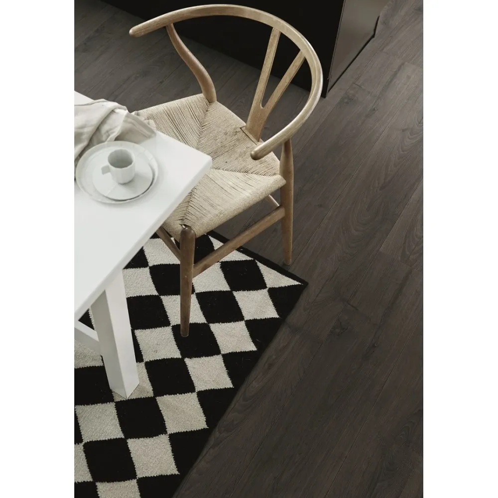 Laminaatti Visby Black Pepper Oak Laminaatti