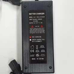 Laturi sähköskootteriin kantikas*E-go Outlet