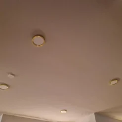 LED-Plafondi Fueva 5 harjattu messinki/valkoinen pyöreä eri kokoja Plafondit