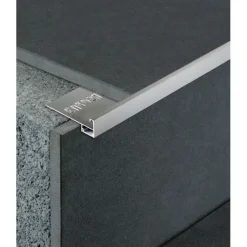 LED-porraslistan ulkokulmapala E-305A, alumiini, mattahopea*Euroshrink