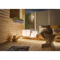 Outlet LED-ulkovalaisin Plug & Shine Cube, IP67, 3000K, valkoinen Puutarhavalaisimet