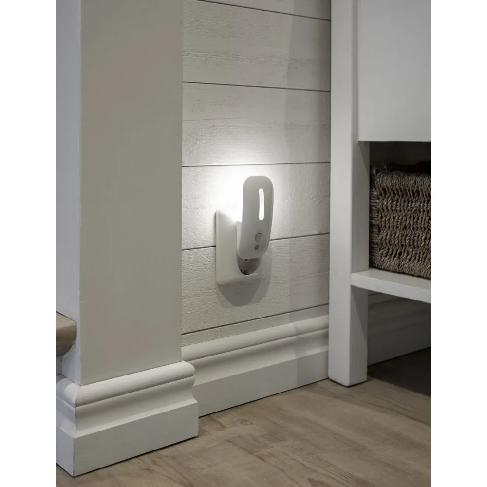 LED-yövalo Sensor Nightlight, 2700K, 20lm, valkoinen*Star Trading Sale