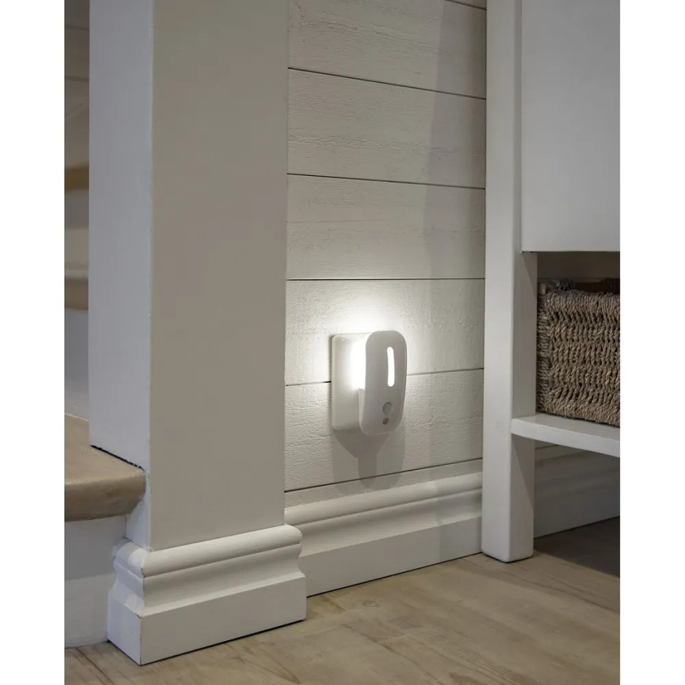 LED-yövalo Sensor Nightlight, 2700K, 20lm, valkoinen*Star Trading Sale