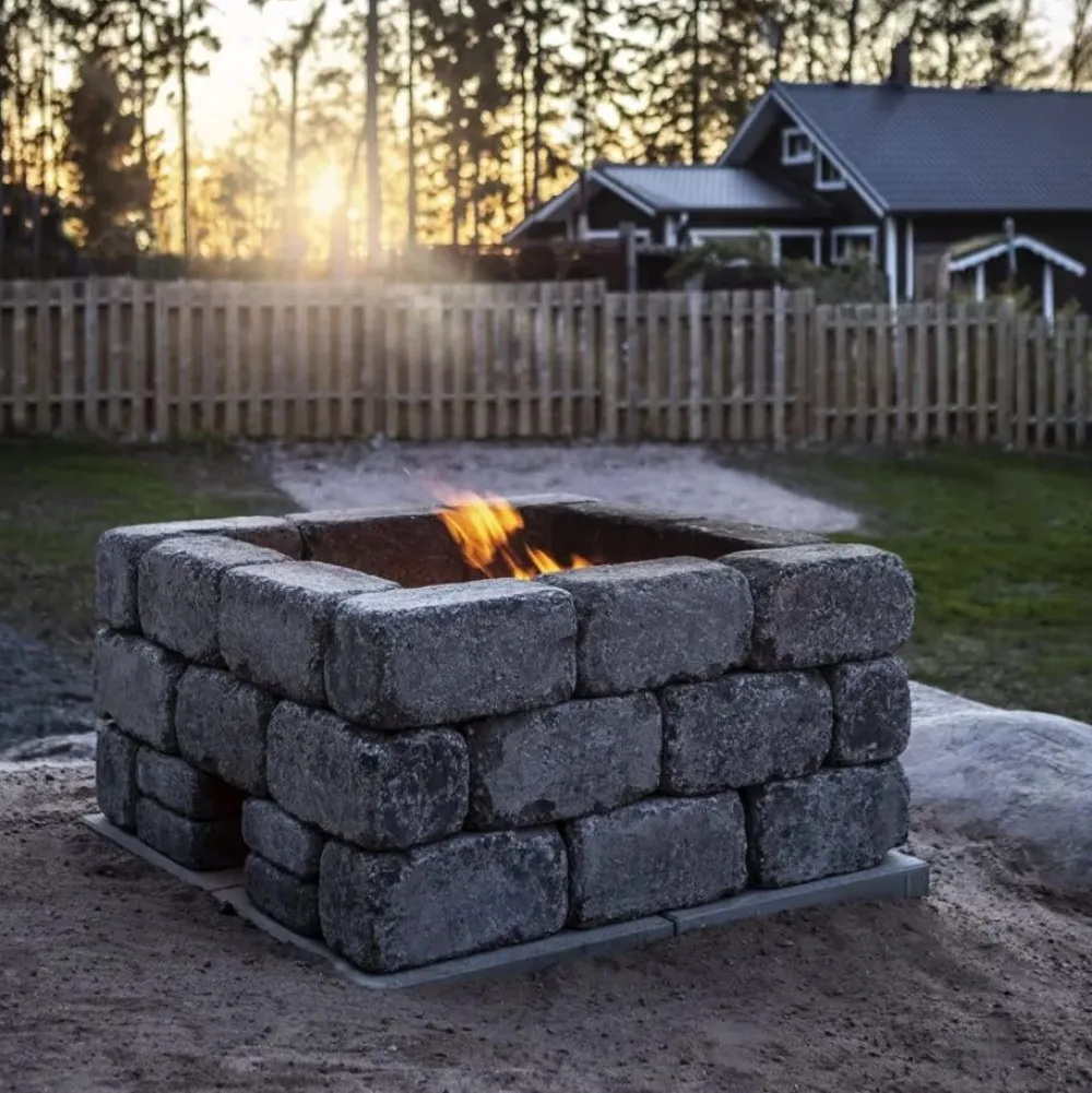 Clearance Nuotiopaikka/pihagrilli Firepit, tulitiilillä Tiiligrillit