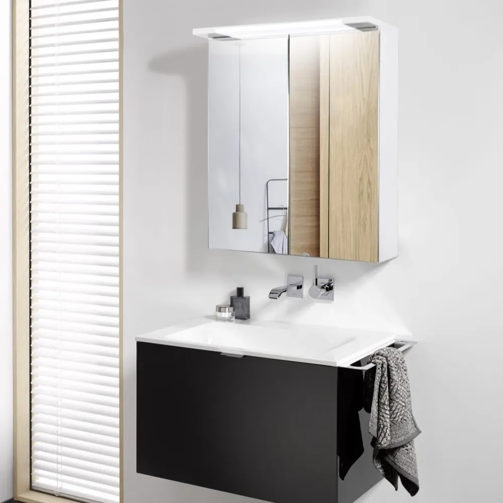 Clearance Peilikaappi LED-valaisimella Glänsa 600 mm valkoinen Peilikaapit