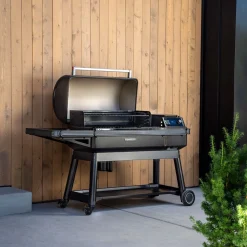 Pellettigrilli Ironwood XL Int, WiFi*Traeger Outlet