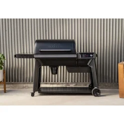 Outlet Pellettigrilli Woodridge Pro, musta Pellettigrillit