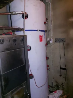 Puskurivaraajan eriste FlexTherm PS, eri kokoja*Flamco