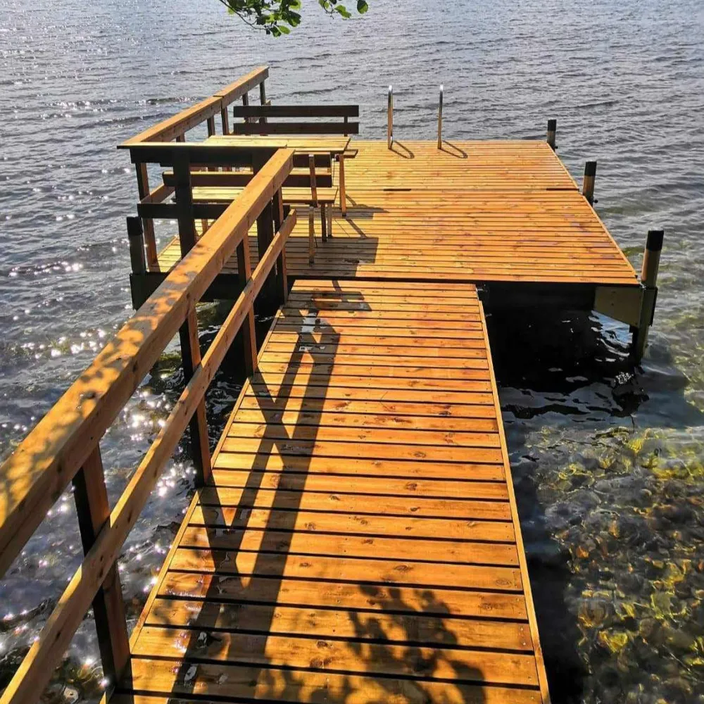 Pylväslaituri Savorak Oloneuvos Tupla, 8.8m, irto-osina*Savorak Laiturit Clearance