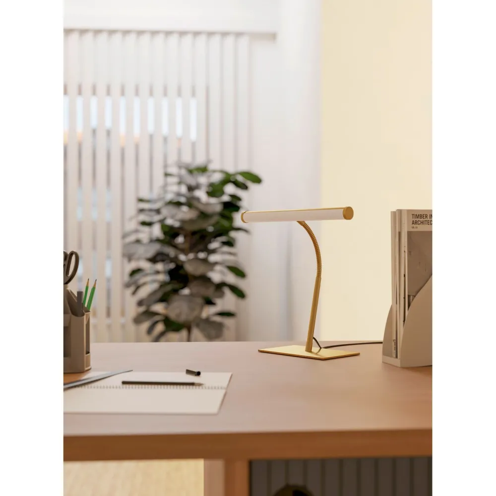 Pöytävalaisin Riccione 39.5cm 5W LED CCT 2700K/4000K/6500K 500lm IP20 mattamessinki*Eglo Hot