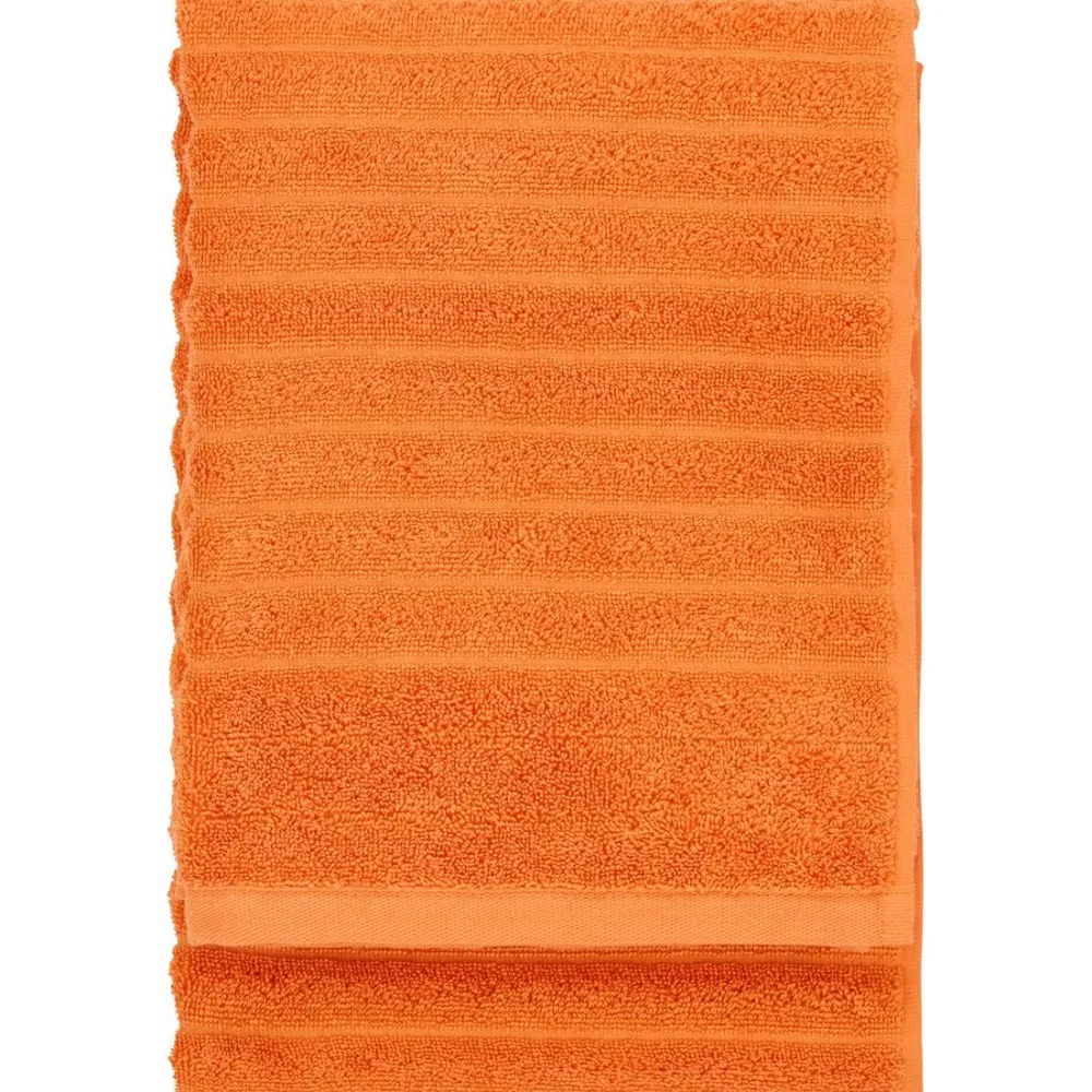 Pyyhe Reilu, eri kokoja ja värejä*Finlayson