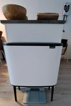 Roska-astia Bo Touch 3x11 L Matt Black*Brabantia