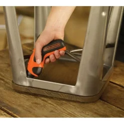 Ruuvinväännin CS3651LC 3,6V akulla*BLACK+DECKER Best