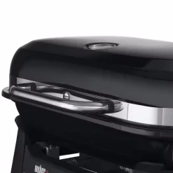 Sähkögrilli Weber Lumin Compact jalustalla*Weber Grill Hot