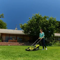 Sähköruohonleikkuri RLM13E33S 1300W 33 cm Sähköruohonleikkurit|Keräävät Ruohonleikkurit