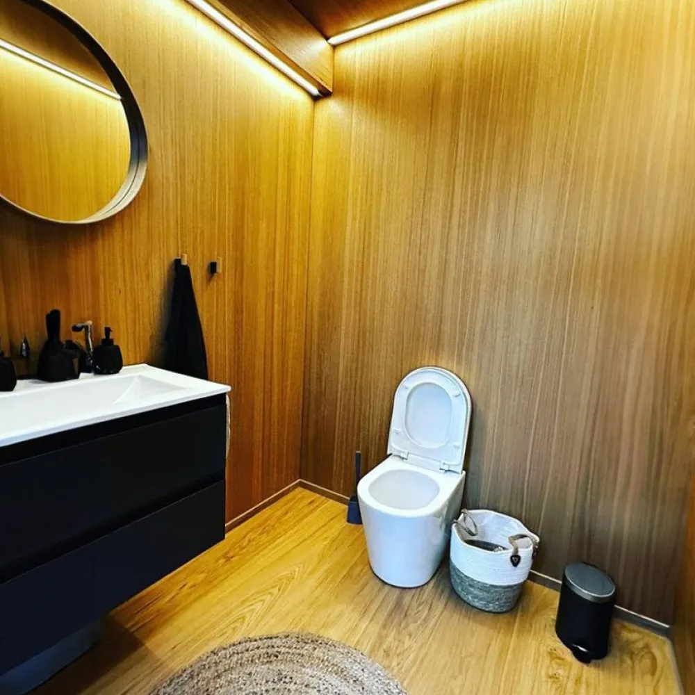 Outlet Sisäkuivakäymälä Green Toilet Lux posliini-istuimella Kompostikäymälät