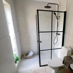 Best Suihkunurkka Tiana Black, 900x900x1900mm, kaksi ovea, kirkas lasi, musta profiili Suihkukulmat