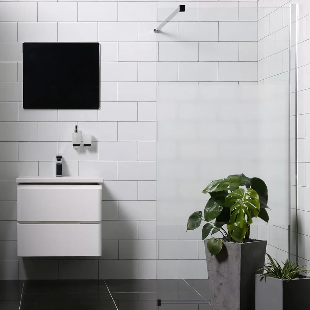Suihkuseinä Mångsidig P/P suora, eri vaihtoehtoja*Bathlife Clearance