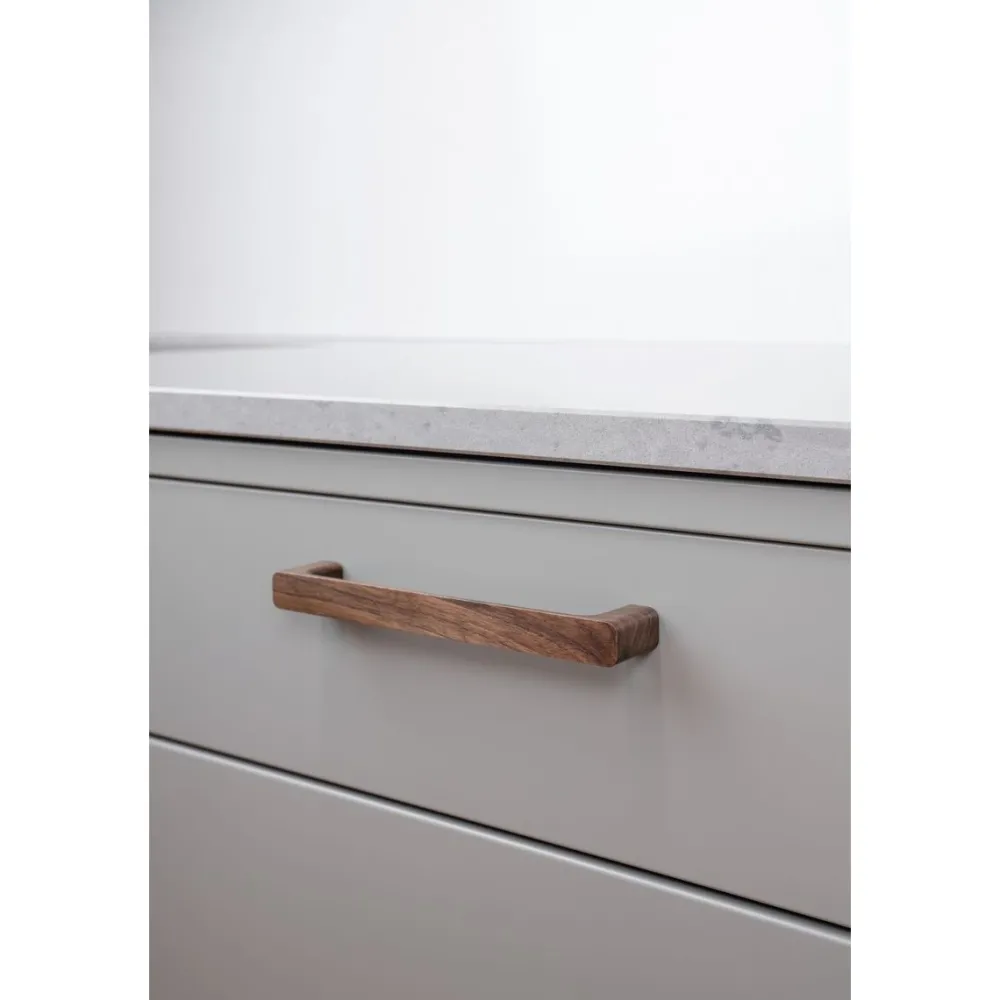 Tankovedin Sans, cc160mm, eri värejä*Beslag Design Hot