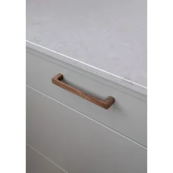 Tankovedin Sans, cc160mm, eri värejä*Beslag Design Hot