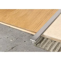 Hot T-peitelista Procover 2,7m 20mm harjattu rst Laattalistat