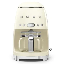 Tuotepaketti - vedenkeitin KLF03 1,7 l, kahvinkeitin ja leivänpaahdin TSF02*Smeg Sale