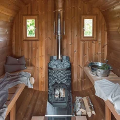 Best Tynnyrisauna Cube, 220x300cm, pukuhuoneella, 4 hlöä Tynnyrisaunat