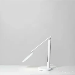 Clearance Työpöytävalaisin kirkasvalolla Oslo 60cm 16W USB valkoinen Kirkasvalolamput