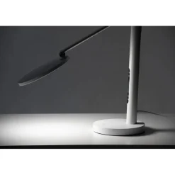 Clearance Työpöytävalaisin kirkasvalolla Oslo 60cm 16W USB valkoinen Kirkasvalolamput