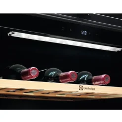 Discount Viinikaappi EWS4052B5B 500 Core, integroitava Kylmälaitteet