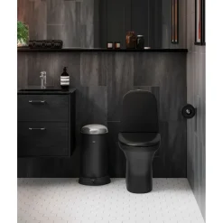 WC-istuin Estetic 8300, S/P-piilolukko, Soft Close -kansi, mattamusta*Gustavsberg Online