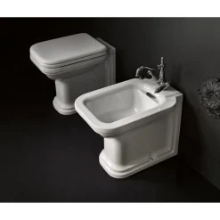WC-istuin Waldorf 4118 lattiamalli S/P-lukko valkoinen*Kerasan Sale