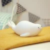 Clearance Yövalo Lazy Friends Hylje paristokäyttöinen valkoinen Yövalot